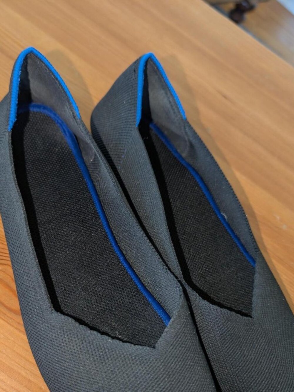 Rothy's Black Solid Ballet Shoe Size 9